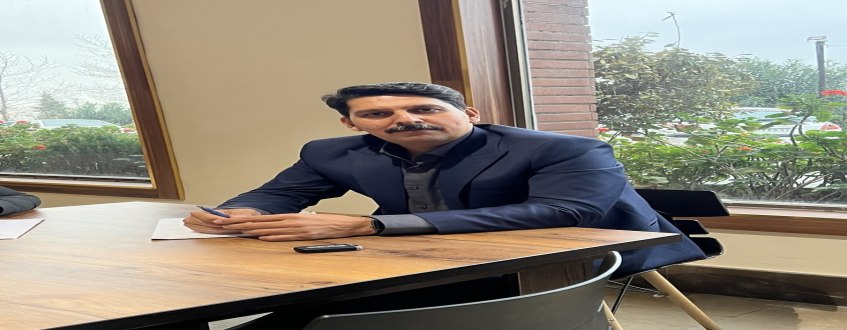 دکتر  هادی  توکلی 