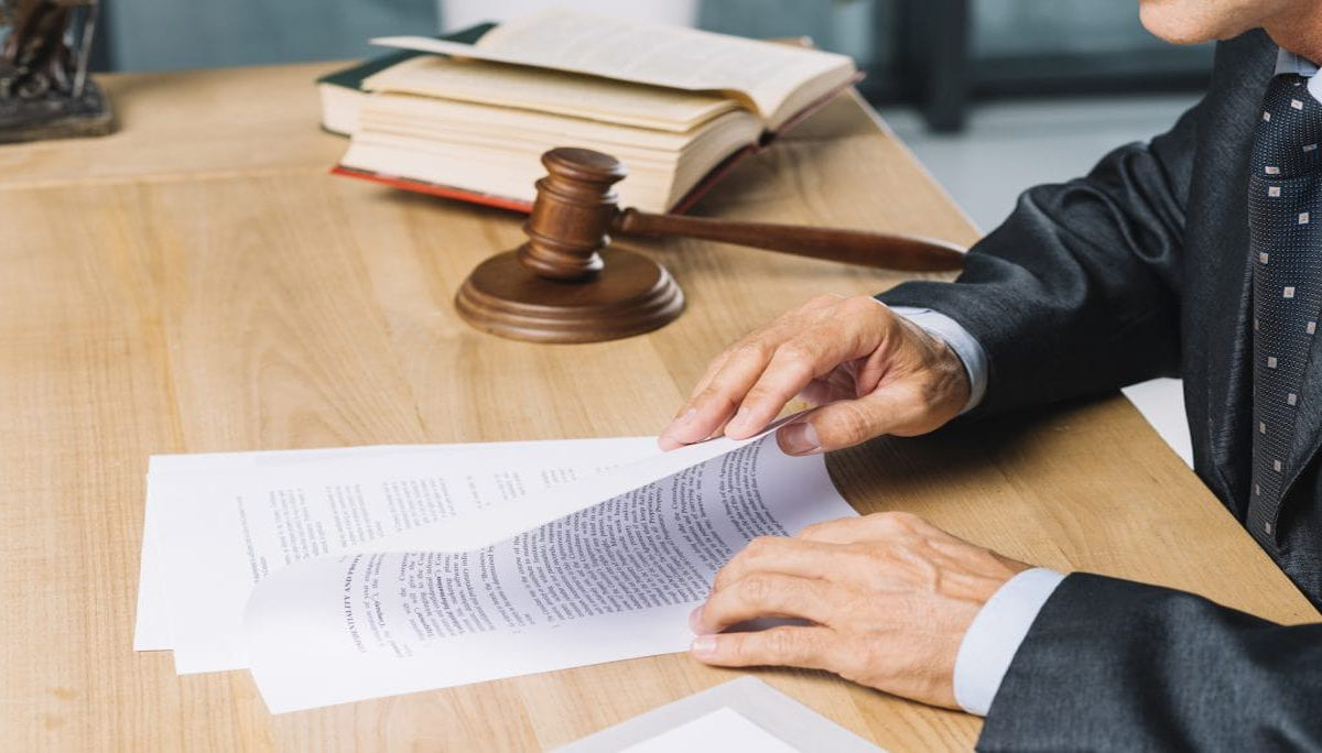 مشاوره حقوقی با وکیل ثبتی 